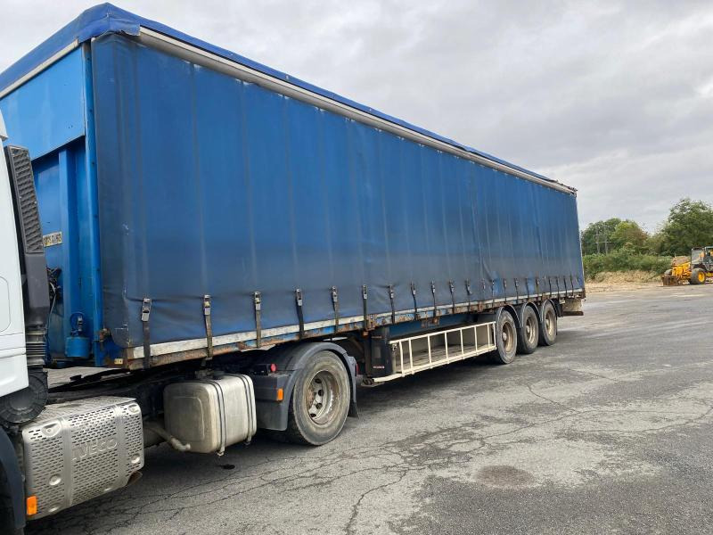 Fruehauf GT TRAILOR - Semi-reboque de lona: foto 3 Fruehauf GT TRAILOR - Semi-reboque de lona: foto 3