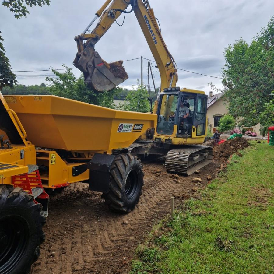 Komatsu PC138US-8 - Escavadora de rastos: foto 1 Komatsu PC138US-8 - Escavadora de rastos: foto 1