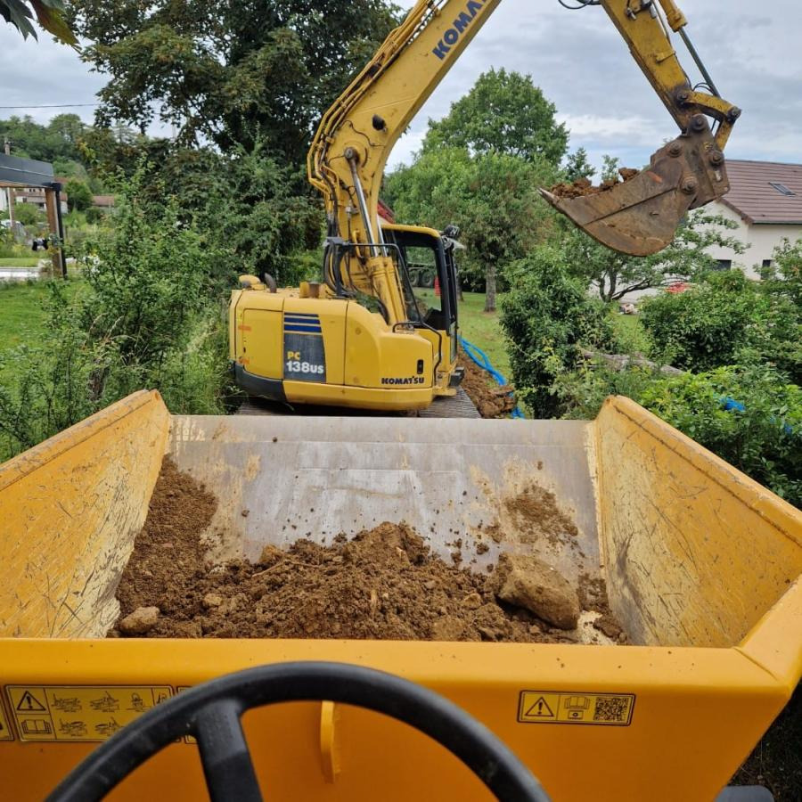 Komatsu PC138US-8 - Escavadora de rastos: foto 3 Komatsu PC138US-8 - Escavadora de rastos: foto 3