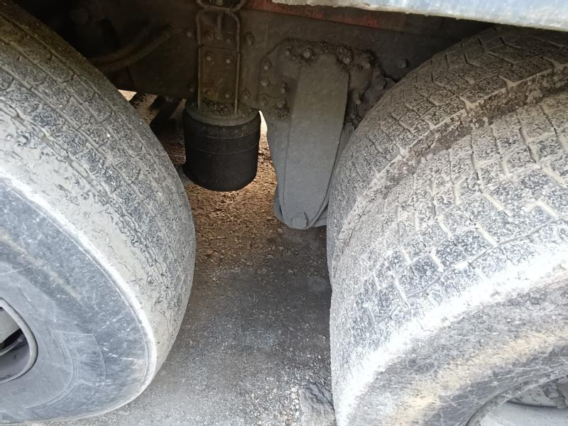Distribuidor de asfalto Renault: foto 20