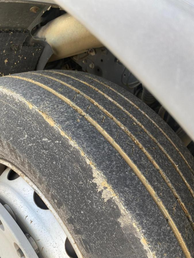 Caminhão de lixo Renault Premium 380 DXI: foto 11 Caminhão de lixo Renault Premium 380 DXI: foto 11