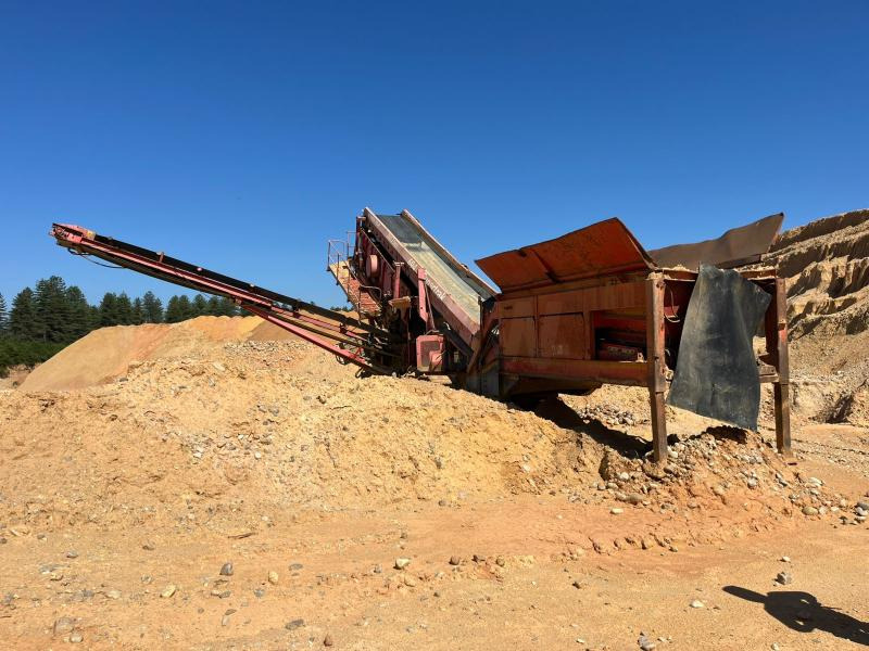 Terex 694 - Peneira vibratória: foto 1 Terex 694 - Peneira vibratória: foto 1