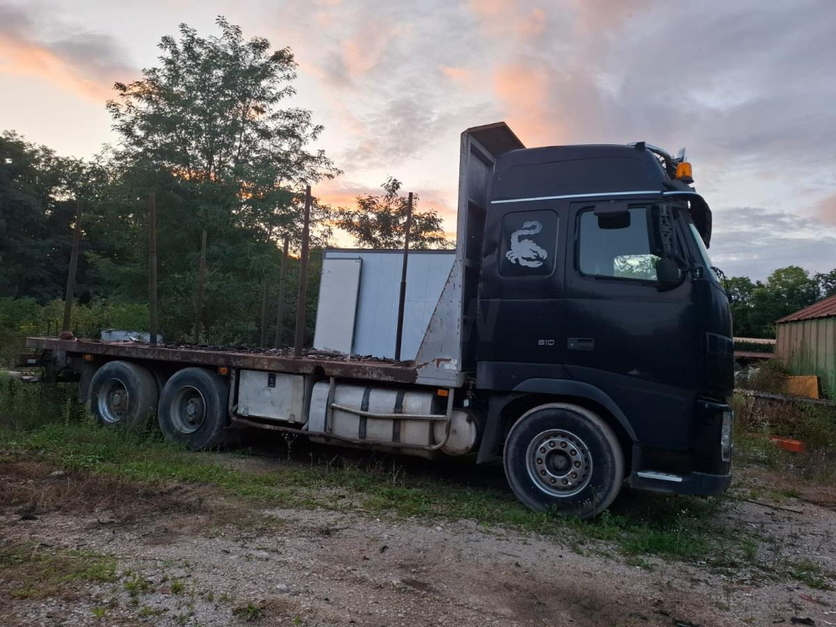 Volvo FH16 - 610 - Camião de caixa aberta/ Plataforma: foto 4 Volvo FH16 - 610 - Camião de caixa aberta/ Plataforma: foto 4