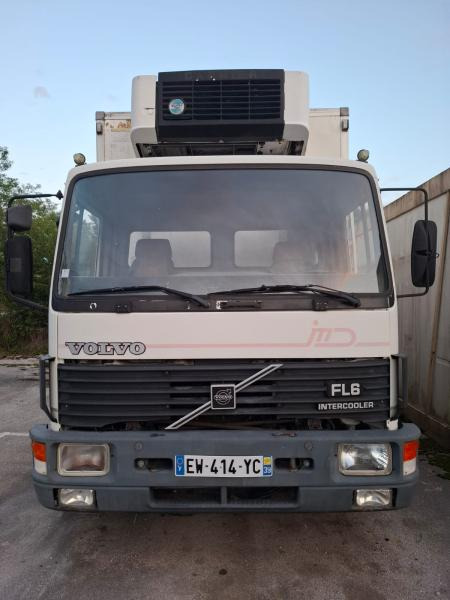 Volvo FL6 - Camião frigorífico: foto 3 Volvo FL6 - Camião frigorífico: foto 3