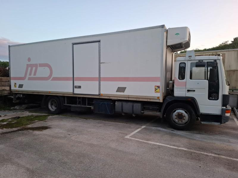 Volvo FL6 - Camião frigorífico: foto 1 Volvo FL6 - Camião frigorífico: foto 1