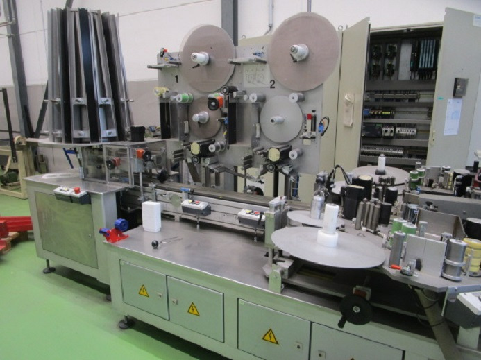 BECHER ETIKETTIERANLAGE SCHLEUTER GU 4S 6 - Máquina de embalagem: foto 4 BECHER ETIKETTIERANLAGE SCHLEUTER GU 4S 6 - Máquina de embalagem: foto 4