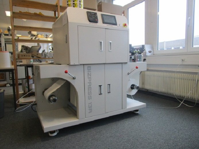 DIGITAL ETIKETTENDRUCKMASCHINE VP320C BIZPRESS 13R - Máquina de impressão: foto 5 DIGITAL ETIKETTENDRUCKMASCHINE VP320C BIZPRESS 13R - Máquina de impressão: foto 5