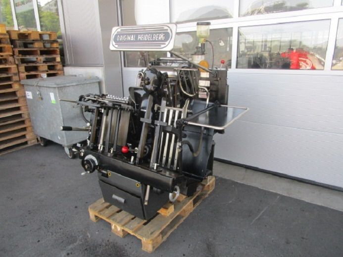 HEIDELBERG TIEGEL A4 MIT HEISSFOLIENPRÄGEEINRICHTUNG - Impressora offset: foto 4 HEIDELBERG TIEGEL A4 MIT HEISSFOLIENPRÄGEEINRICHTUNG - Impressora offset: foto 4