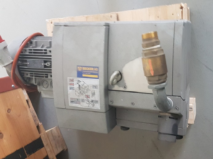 VAKUUMPUMPE BECKER KVT 3.80 - Peça de reposição para Máquina de impressão: foto 2 VAKUUMPUMPE BECKER KVT 3.80 - Peça de reposição para Máquina de impressão: foto 2