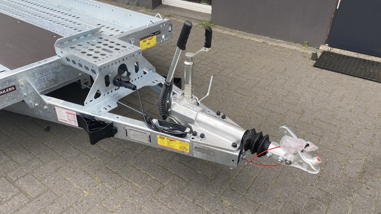 PRZYCZEPA BRIAN JAMES TRAILERS LAWETA KOPARKI MINIKOPARKI 3500KG 320x170 / BRIAN JAMES TRAILERS Excavator/Miniexcavator Flatbed Trailer 3500KG 320x170 - Reboque porta máquinas: foto 5 PRZYCZEPA BRIAN JAMES TRAILERS LAWETA KOPARKI MINIKOPARKI 3500KG 320x170 / BRIAN JAMES TRAILERS Excavator/Miniexcavator Flatbed Trailer 3500KG 320x170 - Reboque porta máquinas: foto 5