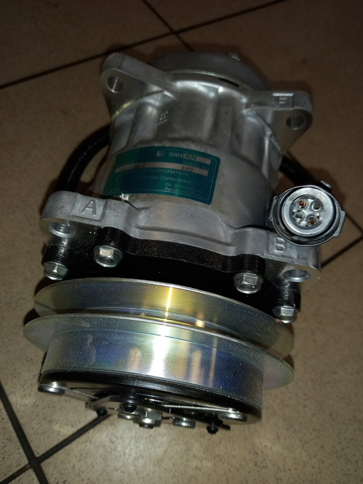 HELLA DAF - Compressor de ar condicionado: foto 3 HELLA DAF - Compressor de ar condicionado: foto 3