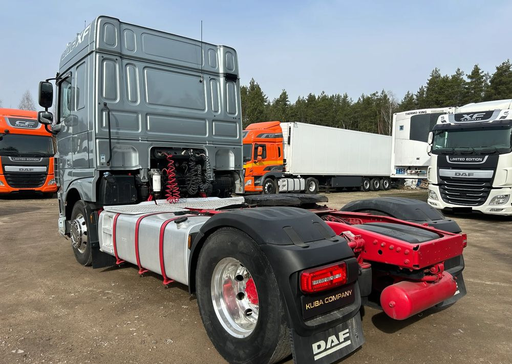 DAF XF 106 440 KM / AUTOMAT / RETARDER / HYDRAULIKA HYVA / ALUFELGI ALCOA / 2017 ROK !! - Tractor: foto 5 DAF XF 106 440 KM / AUTOMAT / RETARDER / HYDRAULIKA HYVA / ALUFELGI ALCOA / 2017 ROK !! - Tractor: foto 5