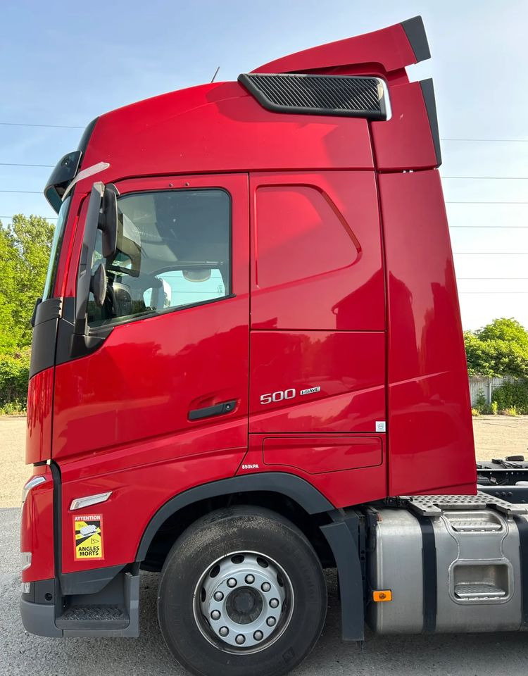 Volvo FH 500 I-SAVE / PARK COOL / ZŁOTY KONTRAKT / 3 SZTUKI !! - Tractor: foto 4 Volvo FH 500 I-SAVE / PARK COOL / ZŁOTY KONTRAKT / 3 SZTUKI !! - Tractor: foto 4