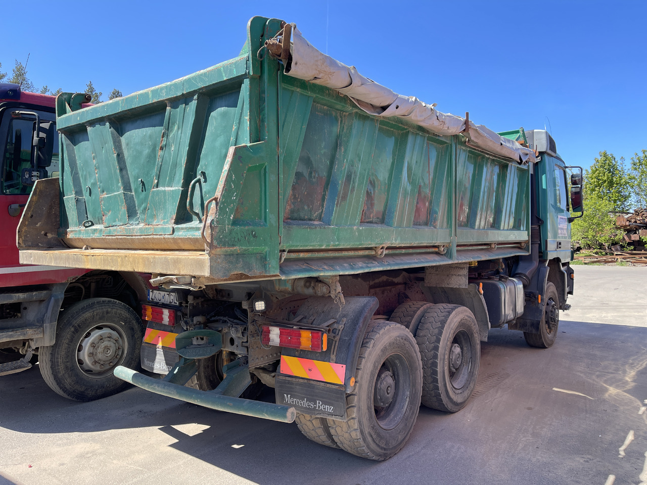 MERCEDES-BENZ Actros 3331 - Camião basculante: foto 4 MERCEDES-BENZ Actros 3331 - Camião basculante: foto 4