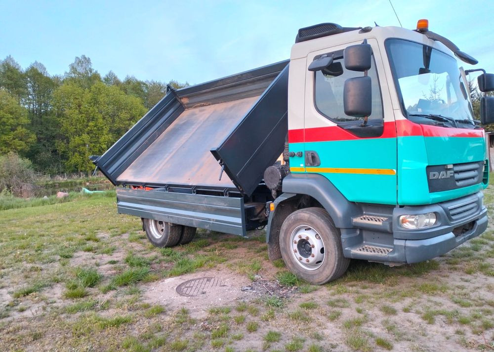 DAF LF 55.220 - Camião basculante: foto 5 DAF LF 55.220 - Camião basculante: foto 5