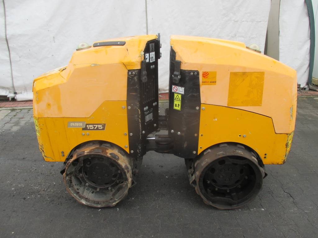 Ammann ARR 1575 - Compactador de asfalto: foto 1 Ammann ARR 1575 - Compactador de asfalto: foto 1