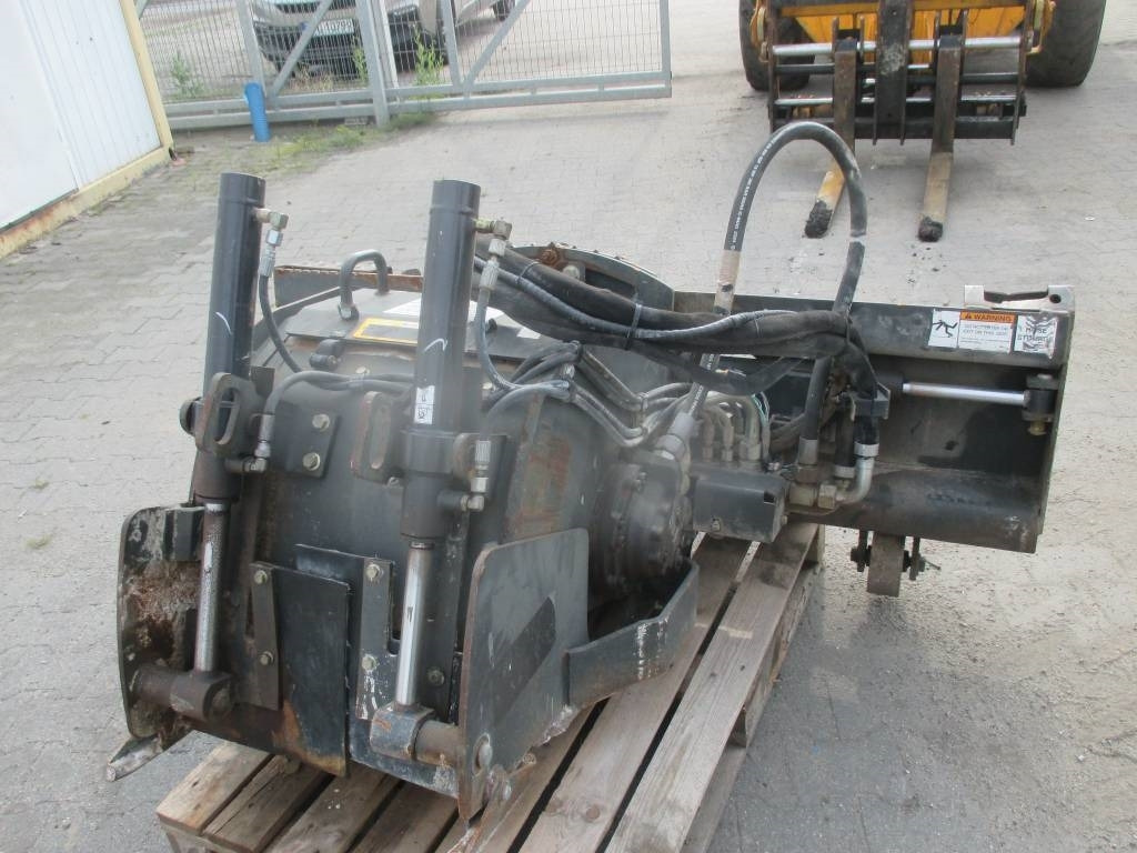 Bobcat 18 PLA - Escrêiper: foto 4 Bobcat 18 PLA - Escrêiper: foto 4