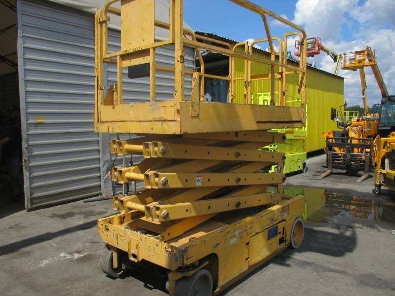 Genie GS 2646 - Plataforma de Tijera/ Plataforma de tesoura: foto 2 Genie GS 2646 - Plataforma de Tijera/ Plataforma de tesoura: foto 2