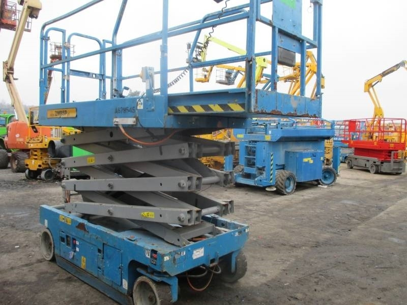 Genie GS 2646 - Plataforma de Tijera/ Plataforma de tesoura: foto 4 Genie GS 2646 - Plataforma de Tijera/ Plataforma de tesoura: foto 4