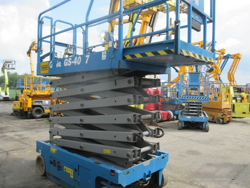 Genie GS 4047 - Plataforma de Tijera/ Plataforma de tesoura: foto 4 Genie GS 4047 - Plataforma de Tijera/ Plataforma de tesoura: foto 4