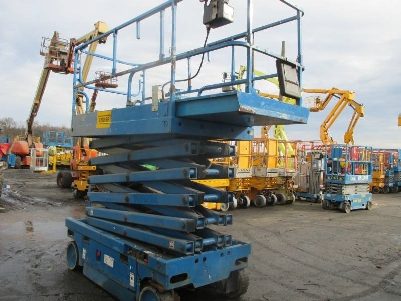 Haulotte Compact 14 - Plataforma de Tijera/ Plataforma de tesoura: foto 4 Haulotte Compact 14 - Plataforma de Tijera/ Plataforma de tesoura: foto 4