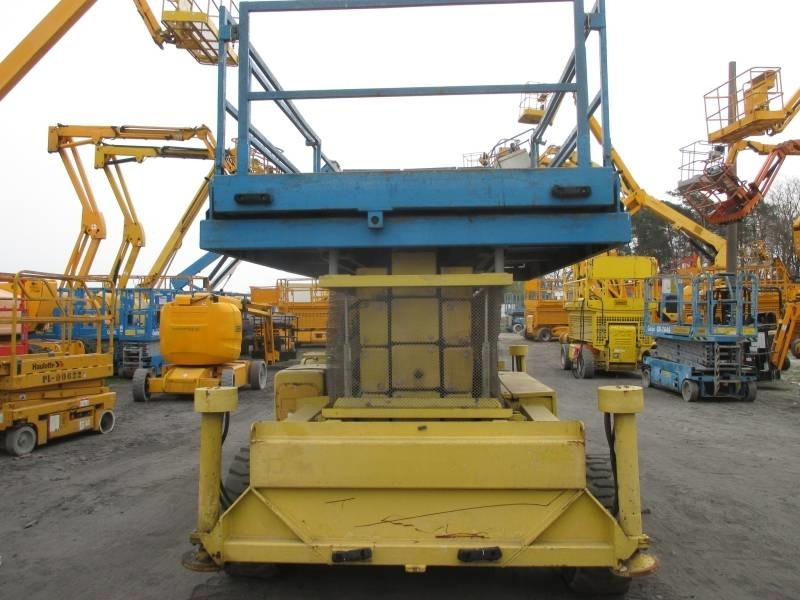 Holland Lift B 165 DL 24 - Plataforma de Tijera/ Plataforma de tesoura: foto 4 Holland Lift B 165 DL 24 - Plataforma de Tijera/ Plataforma de tesoura: foto 4