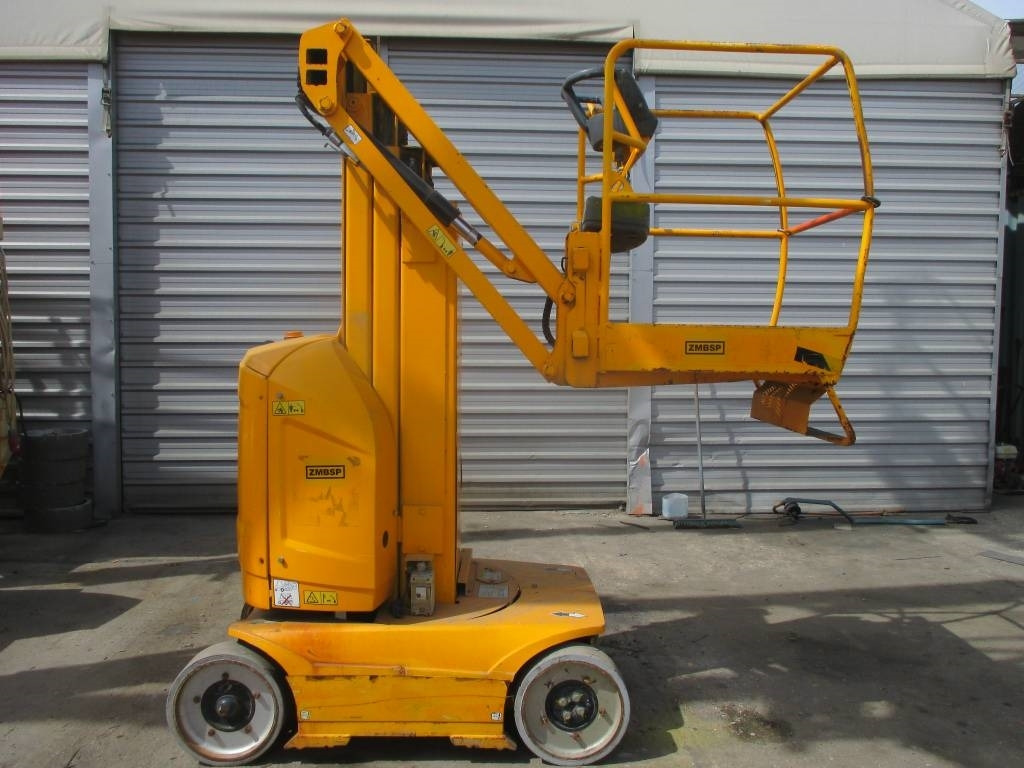 JLG Toucan 8 E - Plataforma de mastro vertical: foto 1 JLG Toucan 8 E - Plataforma de mastro vertical: foto 1
