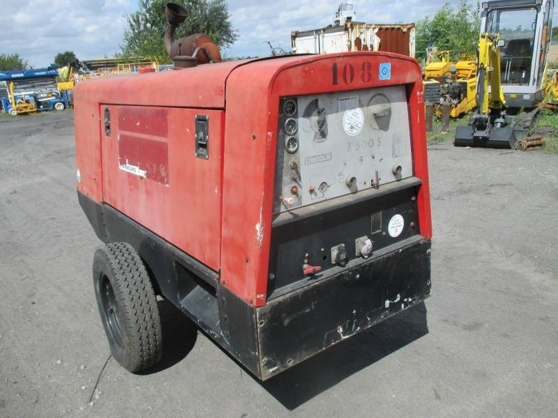 Lincoln E 500 S - Equipamento para soldagem: foto 5 Lincoln E 500 S - Equipamento para soldagem: foto 5