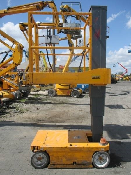 SkyJack SJ 12 - Plataforma de mastro vertical: foto 1 SkyJack SJ 12 - Plataforma de mastro vertical: foto 1