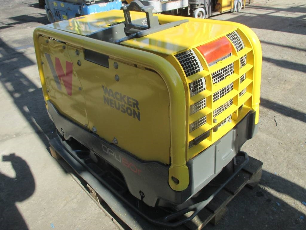 Wacker Neuson DPU 80 - Placas vibratórias: foto 4 Wacker Neuson DPU 80 - Placas vibratórias: foto 4