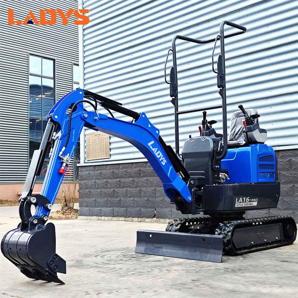 LADYS LA16Pro Mini Excavator Digger Miniexcavadora EPA Kubota Engine Mini Excavator For Sale With Mini Excavator Attachment Set - Mini escavadeira: foto 4 LADYS LA16Pro Mini Excavator Digger Miniexcavadora EPA Kubota Engine Mini Excavator For Sale With Mini Excavator Attachment Set - Mini escavadeira: foto 4