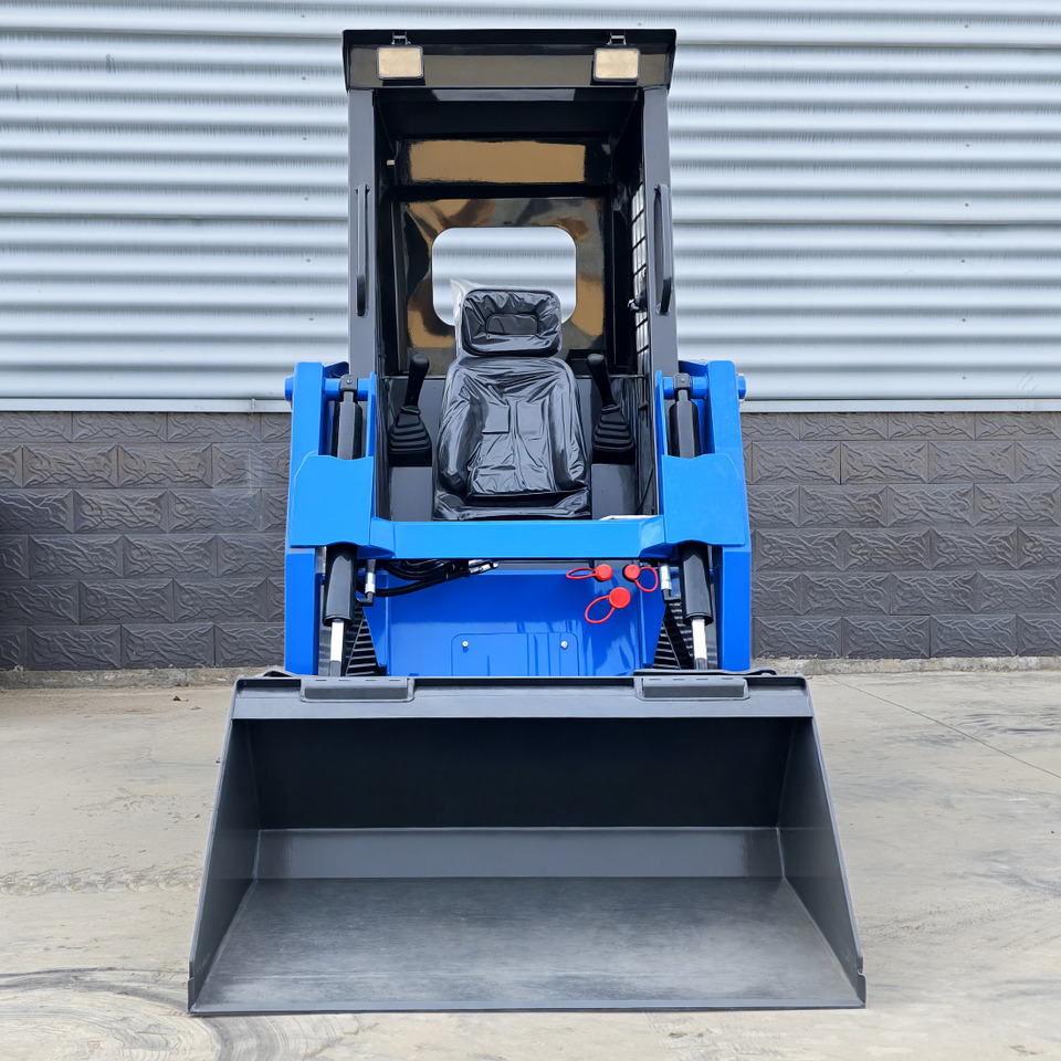 LEZUM LA670 Mini Small Skid Steer Loader Compact Track Diesel Mini Skid Steer Loader For Sale With Small Mini Skid Steer Attachments 4 In 1 Bucket - Mini pá carregadora: foto 2 LEZUM LA670 Mini Small Skid Steer Loader Compact Track Diesel Mini Skid Steer Loader For Sale With Small Mini Skid Steer Attachments 4 In 1 Bucket - Mini pá carregadora: foto 2