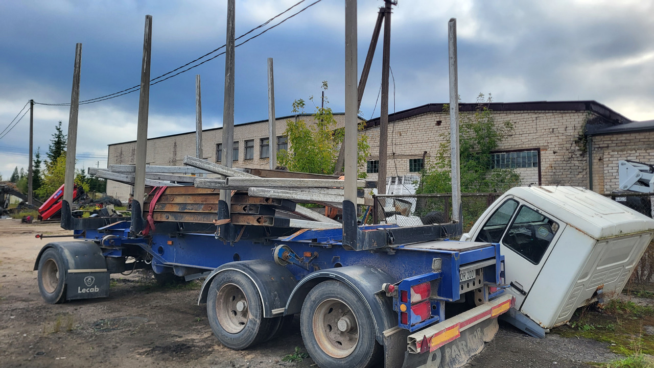 PARATOR SV-18- 19 - Reboque transporte de madeira: foto 5 PARATOR SV-18- 19 - Reboque transporte de madeira: foto 5