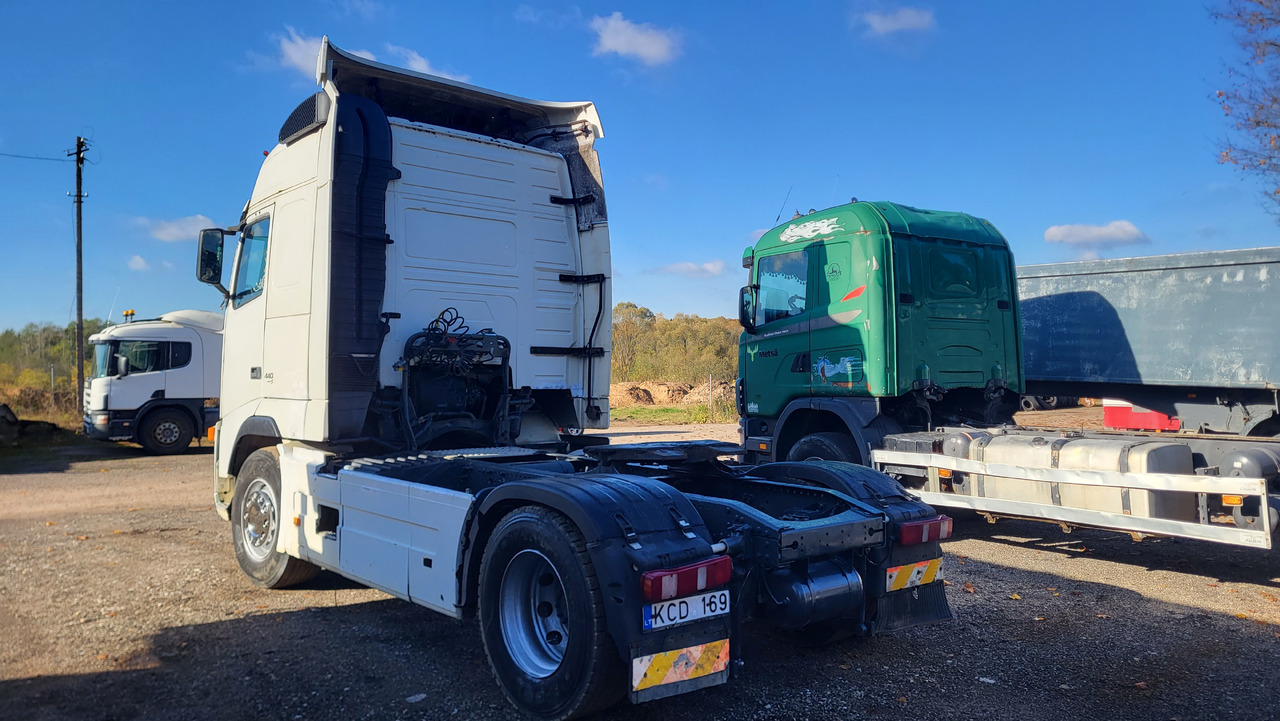 VOLVO FH 12 460 - Tractor: foto 5 VOLVO FH 12 460 - Tractor: foto 5