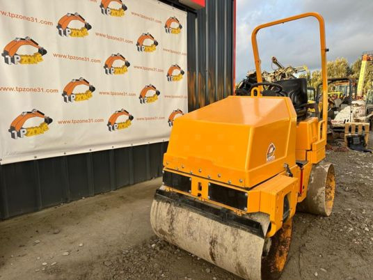 Ammann AV20 à 6900 € HT - Rolo: foto 2 Ammann AV20 à 6900 € HT - Rolo: foto 2