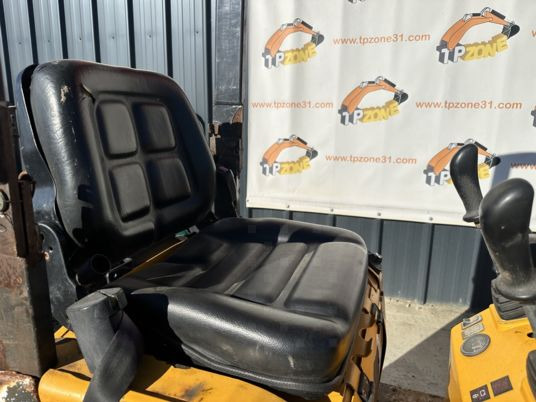 Bobcat E08 à 9 900 € HT - Mini escavadeira: foto 4 Bobcat E08 à 9 900 € HT - Mini escavadeira: foto 4