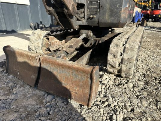 Bobcat E08 à 9 900 € HT - Mini escavadeira: foto 5 Bobcat E08 à 9 900 € HT - Mini escavadeira: foto 5