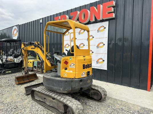 Mini escavadeira Bobcat E26 à 16900 € HT: foto 8