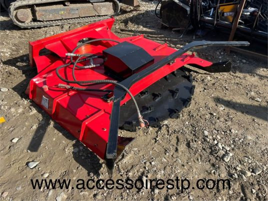 Broyeur forestier pour minichargeur - Triturador florestal: foto 1 Broyeur forestier pour minichargeur - Triturador florestal: foto 1