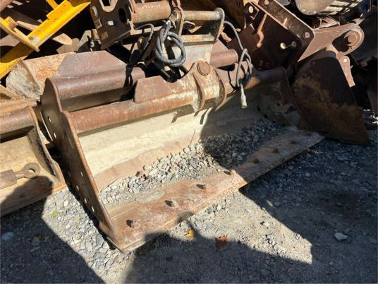 Godet inclinable S60 - Balde: foto 1 Godet inclinable S60 - Balde: foto 1