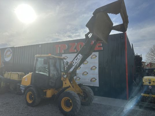 JCB 406 à 23500 € HT - Carregadora articulada: foto 3 JCB 406 à 23500 € HT - Carregadora articulada: foto 3