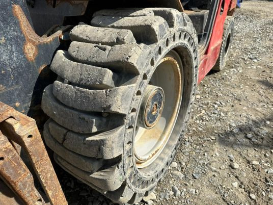 Manitou MSI35T à 19900 € HT - Empilhador a diesel: foto 5 Manitou MSI35T à 19900 € HT - Empilhador a diesel: foto 5