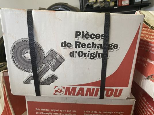 Moteur d’essuie-glace manitou - Limpador de pára-brisa para Equipamento de movimentação: foto 2 Moteur d’essuie-glace manitou - Limpador de pára-brisa para Equipamento de movimentação: foto 2