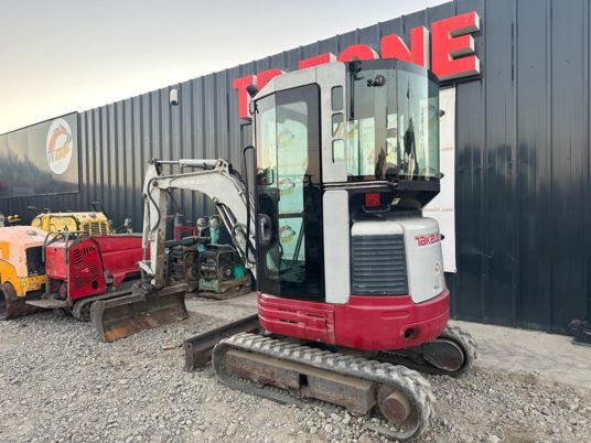 Mini escavadeira Takeuchi TB23R Cabine à 17 500 € HT: foto 20 Mini escavadeira Takeuchi TB23R Cabine à 17 500 € HT: foto 20