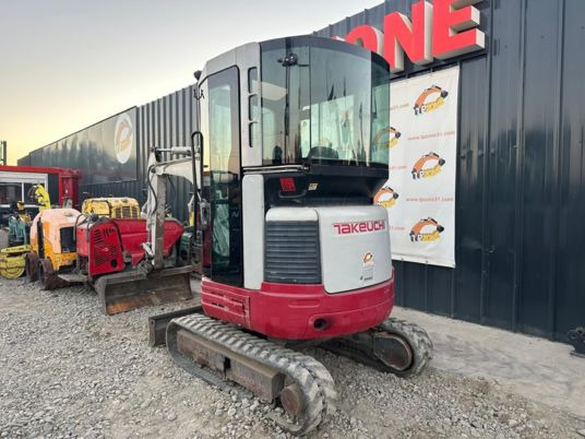 Mini escavadeira Takeuchi TB23R Cabine à 17 500 € HT: foto 14 Mini escavadeira Takeuchi TB23R Cabine à 17 500 € HT: foto 14