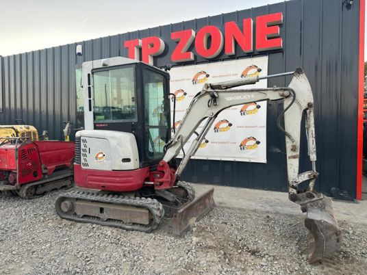 Mini escavadeira Takeuchi TB23R Cabine à 17 500 € HT: foto 9 Mini escavadeira Takeuchi TB23R Cabine à 17 500 € HT: foto 9