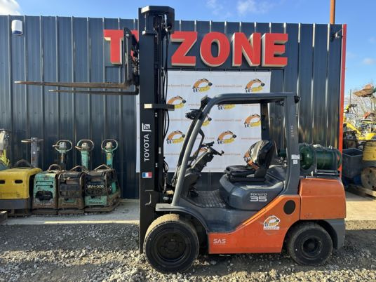 Toyota Tonero 35 à 19900 Euros HT - Empilhador a gás: foto 4 Toyota Tonero 35 à 19900 Euros HT - Empilhador a gás: foto 4