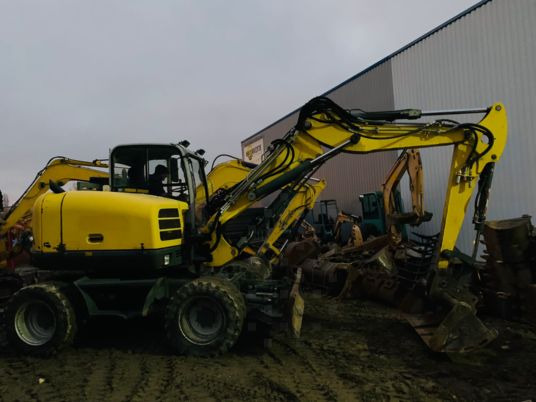 Wacker Neuson 9503-2 - Escavadeira de rodas: foto 2 Wacker Neuson 9503-2 - Escavadeira de rodas: foto 2