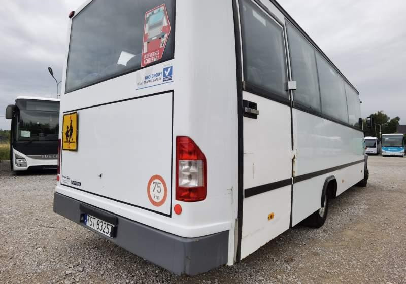 Ônibus suburbano Mercedes-Benz Vario 814D 38+7: foto 11