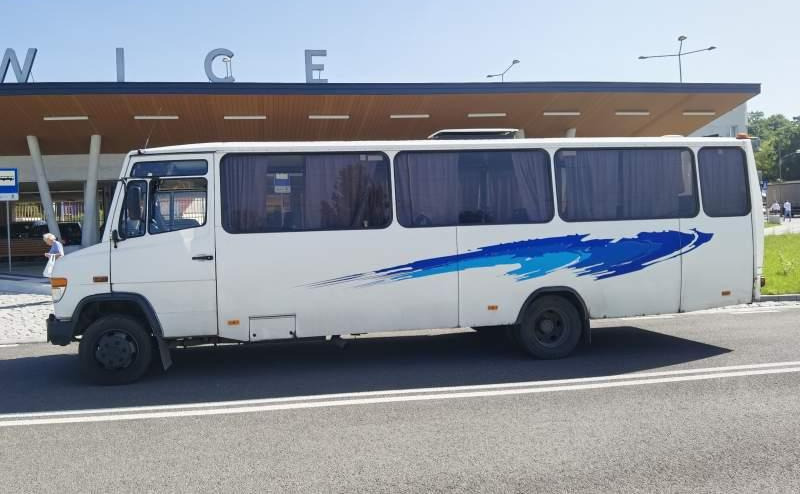 Mercedes-Benz Vario 815D 39+14 - Ônibus suburbano: foto 3 Mercedes-Benz Vario 815D 39+14 - Ônibus suburbano: foto 3